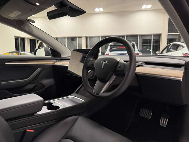 テスラ モデル３ スタンダードレンジプラス R3年 (関東) 99