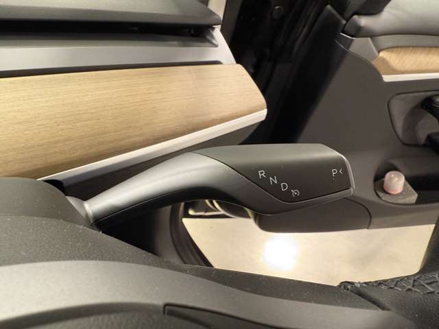 テスラ モデル３ スタンダードレンジプラス R3年 (関東) 99