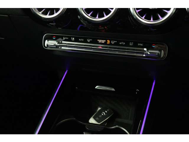 メルセデスベンツ Ｂクラス Ｂ２００Ｄ ＡＭＧライン ディーゼルターボ R3年 (近畿) 99