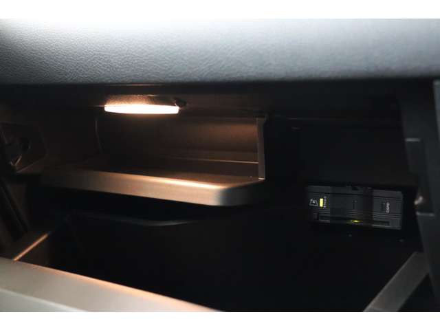 メルセデスベンツ Ｂクラス Ｂ２００Ｄ ＡＭＧライン ディーゼルターボ R3年 (近畿) 99