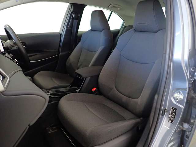 トヨタ カローラ １．８ ハイブリッド Ｓ R2年 (関東) 99