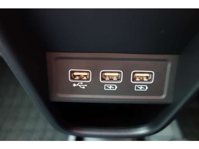 ホンダ Ｎ−ＯＮＥ ６６０ オリジナル スタイルプラス アーバン ４ＷＤ R5年 () 99