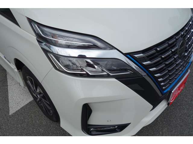 日産 セレナ １．２ Ｅ－ＰＯＷＥＲ ハイウェイスター Ｖ R1年 () 99