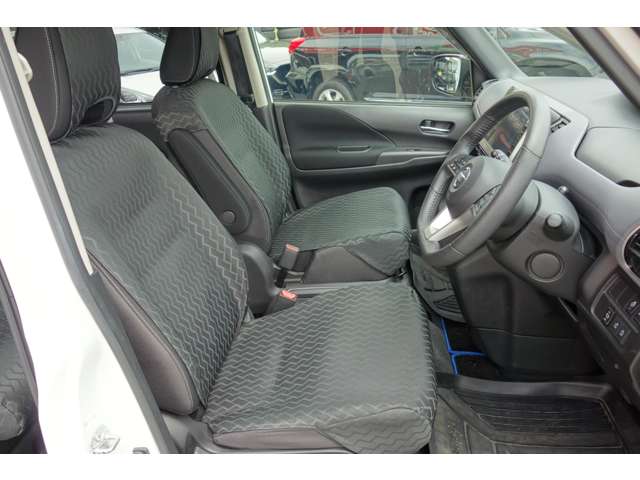 日産 セレナ １．２ Ｅ－ＰＯＷＥＲ ハイウェイスター Ｖ R1年 () 99