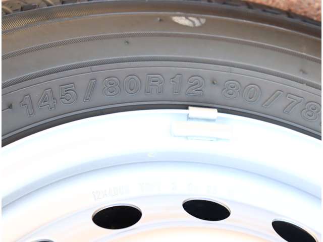 ダイハツ ハイゼットカーゴ ６６０ デラックス R7年 (関東) 99