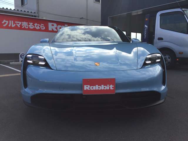 ポルシェ タイカン ４Ｓ パフォーマンスバッテリー プラス ４＋１シート ４ＷＤ R3年 (東海) 99