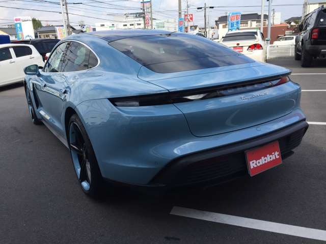 ポルシェ タイカン ４Ｓ パフォーマンスバッテリー プラス ４＋１シート ４ＷＤ R3年 (東海) 99