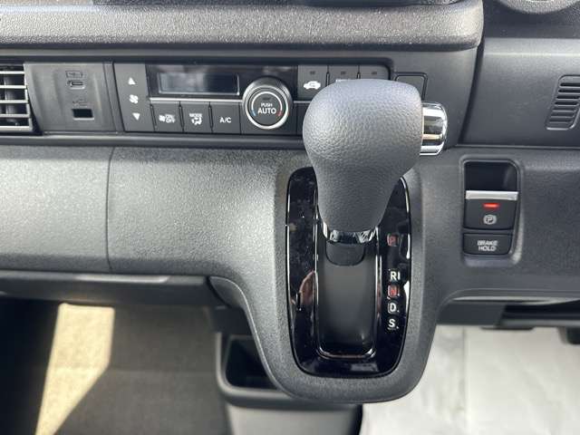 ホンダ Ｎ　ＢＯＸ カスタム ６６０ ターボ R7年 (東海) 99