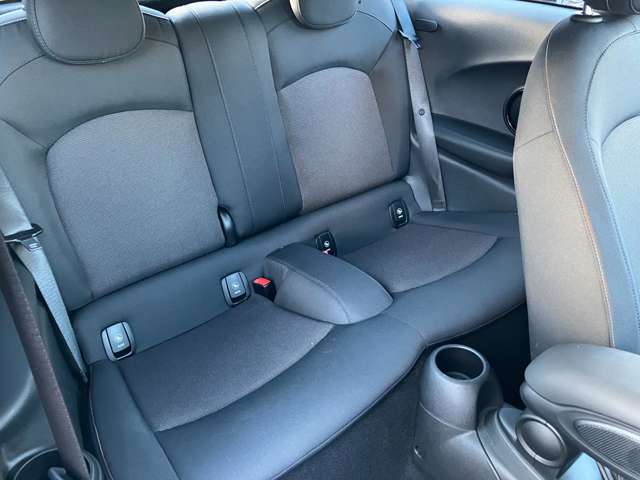 ミニ ミニ クーパー ３ドア ＤＣＴ R1年 (近畿) 99