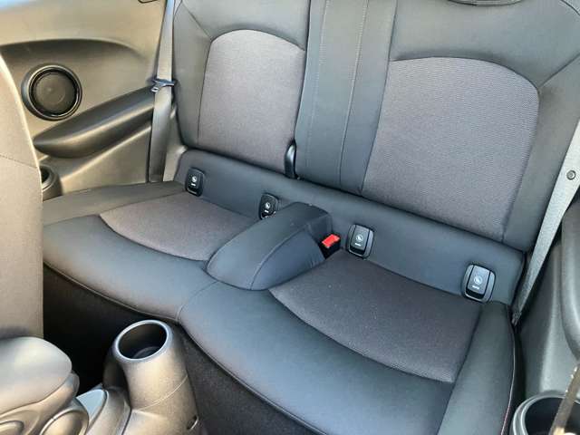 ミニ ミニ クーパー ３ドア ＤＣＴ R1年 (近畿) 99