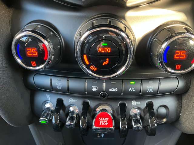 ミニ ミニ クーパー ３ドア ＤＣＴ R1年 (近畿) 99