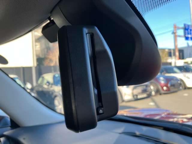 ミニ ミニ クーパー ３ドア ＤＣＴ R1年 (近畿) 99