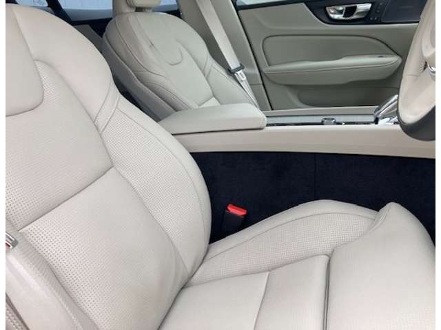 ボルボ Ｓ６０ アルティメット　Ｂ４ R5年 (関東) 99