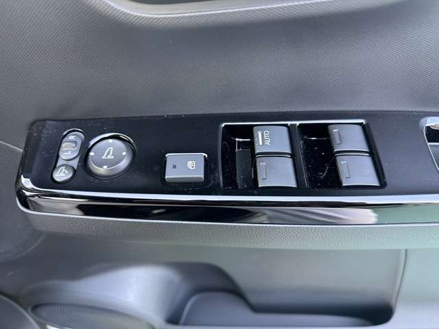 ホンダ Ｎ−ＯＮＥ ６６０ オリジナル スタイルプラス アーバン R6年 (東海) 99