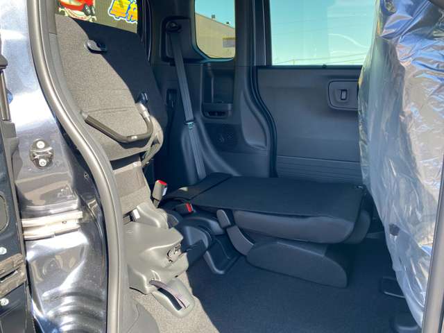 ホンダ Ｎ　ＢＯＸ カスタム ６６０ R6年 (関東) 99