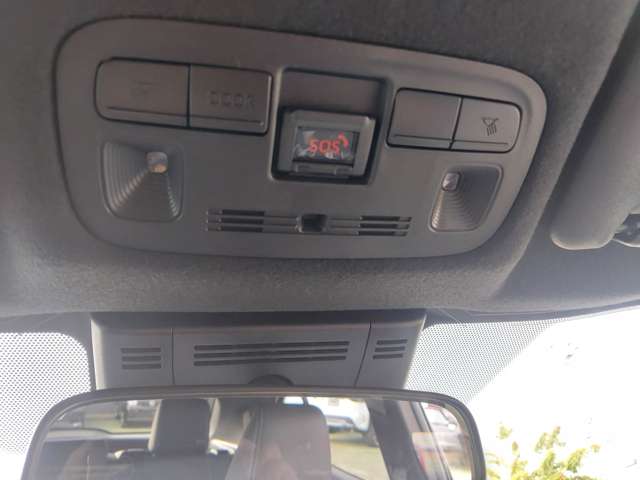 トヨタ ヤリスクロス　ハイブリッド １．５ ハイブリッド Ｚ R7年 (九州・沖縄) 99