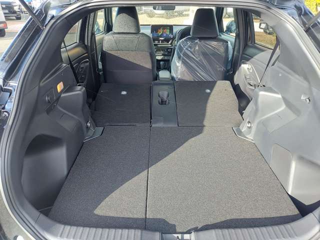 トヨタ ヤリスクロス　ハイブリッド １．５ ハイブリッド Ｚ R7年 (九州・沖縄) 99