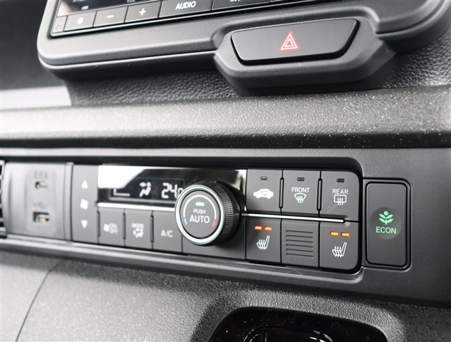 ホンダ Ｎ　ＢＯＸ カスタム ６６０ ターボ R6年 (関東) 99