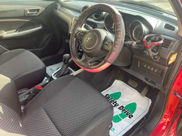 スズキ スイフト １．２ ハイブリッド ＲＳ セーフティパッケージ装着車 ４ＷＤ H29年 (北海道) 99