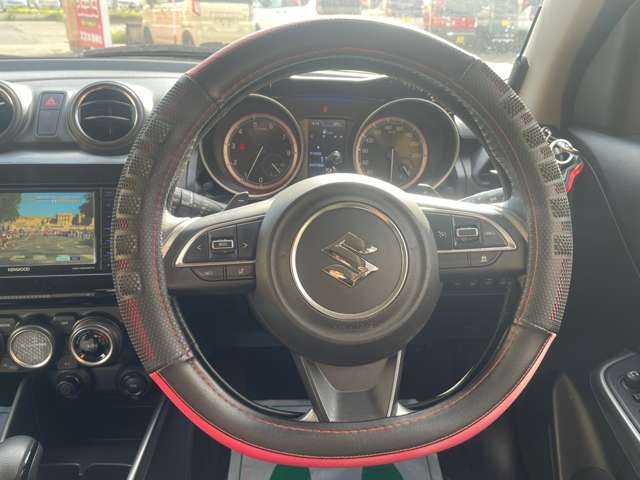 スズキ スイフト １．２ ハイブリッド ＲＳ セーフティパッケージ装着車 ４ＷＤ H29年 (北海道) 99