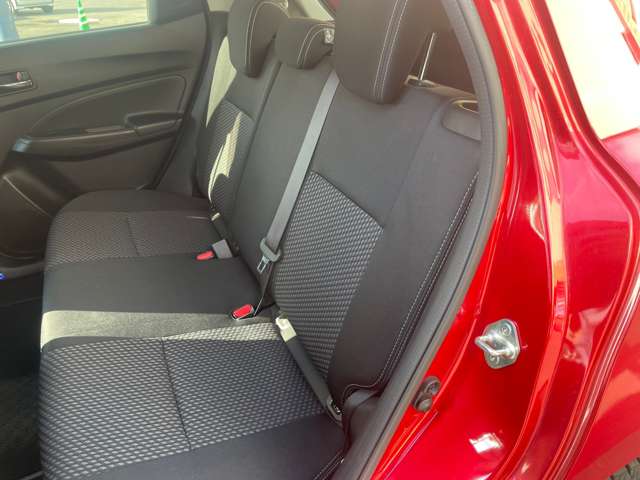 スズキ スイフト １．２ ハイブリッド ＲＳ セーフティパッケージ装着車 ４ＷＤ H29年 (北海道) 99