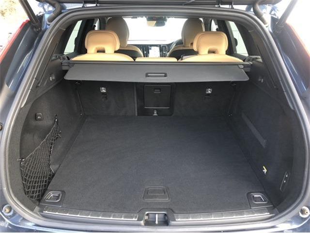 ボルボ ＸＣ６０ Ｄ４ ＡＷＤ インスクリプション ディーゼルターボ ４ＷＤ H30年 (東北) 99