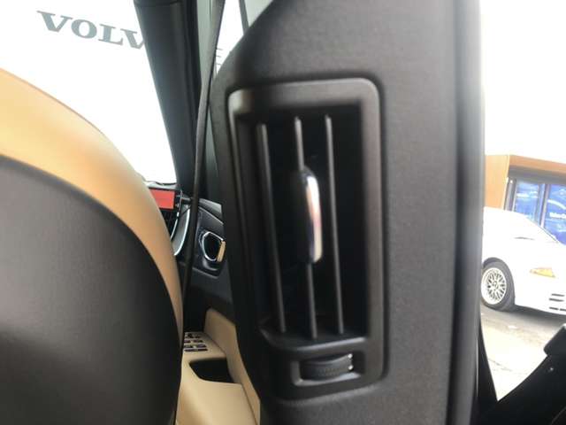 ボルボ ＸＣ６０ Ｄ４ ＡＷＤ インスクリプション ディーゼルターボ ４ＷＤ H30年 (東北) 99