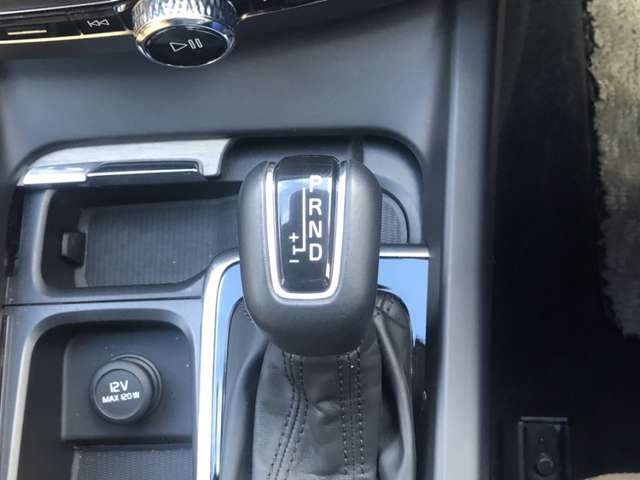 ボルボ ＸＣ６０ Ｄ４ ＡＷＤ インスクリプション ディーゼルターボ ４ＷＤ H30年 (東北) 99