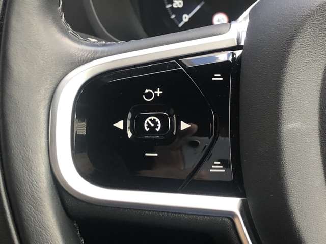 ボルボ ＸＣ６０ Ｄ４ ＡＷＤ インスクリプション ディーゼルターボ ４ＷＤ H30年 (東北) 99