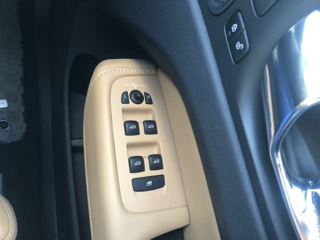 ボルボ ＸＣ６０ Ｄ４ ＡＷＤ インスクリプション ディーゼルターボ ４ＷＤ H30年 (東北) 99