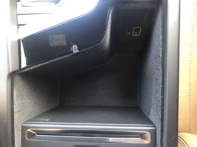 ボルボ ＸＣ６０ Ｄ４ ＡＷＤ インスクリプション ディーゼルターボ ４ＷＤ H30年 (東北) 99