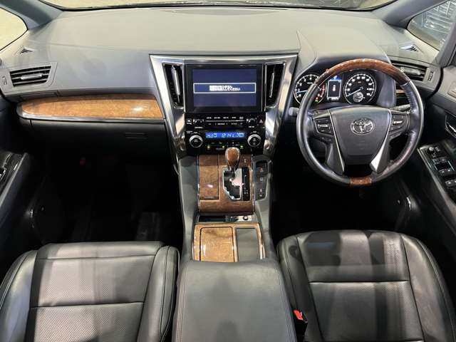 トヨタ アルファード ３．５ エグゼクティブ ラウンジ H28年 (関東) 99