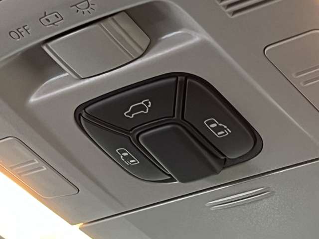 トヨタ ヴェルファイア ３．５ Ｚ プラチナセレクションＩＩ タイプゴールド H22年 (関東) 99