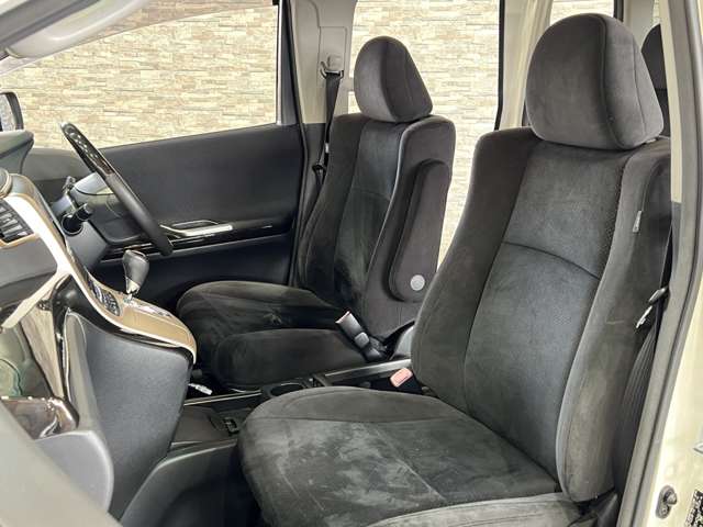 トヨタ ヴェルファイア ３．５ Ｚ プラチナセレクションＩＩ タイプゴールド H22年 (関東) 99