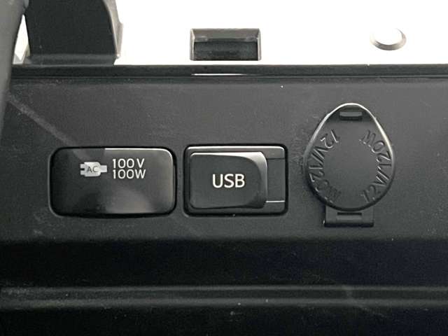 トヨタ アルファード　ハイブリッド ２．４ ＳＲ Ｃパッケージ ４ＷＤ H25年 (関東) 99