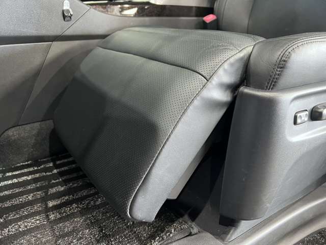 トヨタ アルファード　ハイブリッド ２．４ ＳＲ Ｃパッケージ ４ＷＤ H25年 (関東) 99