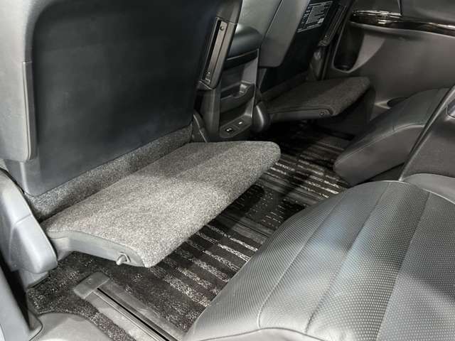 トヨタ アルファード　ハイブリッド ２．４ ＳＲ Ｃパッケージ ４ＷＤ H25年 (関東) 99