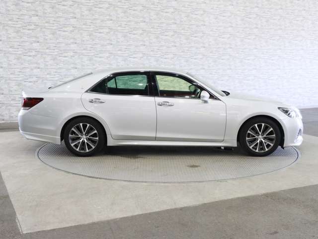 トヨタ クラウンアスリート ２．０ Ｓ－Ｔ H28年 (関東) 99