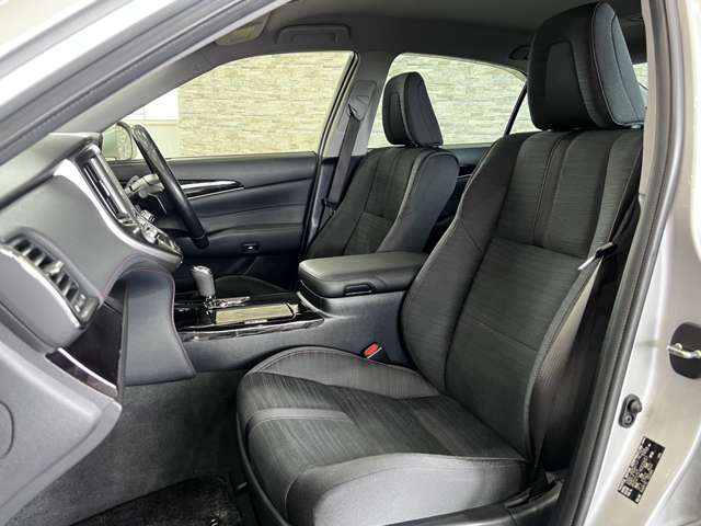 トヨタ クラウンアスリート ２．０ Ｓ－Ｔ H28年 (関東) 99