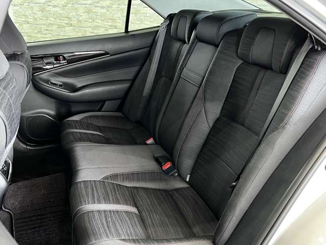 トヨタ クラウンアスリート ２．０ Ｓ－Ｔ H28年 (関東) 99