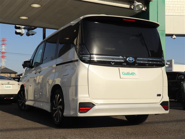 トヨタ ヴォクシー １．８ ハイブリッド Ｓ－Ｚ R5年 (関東) 99