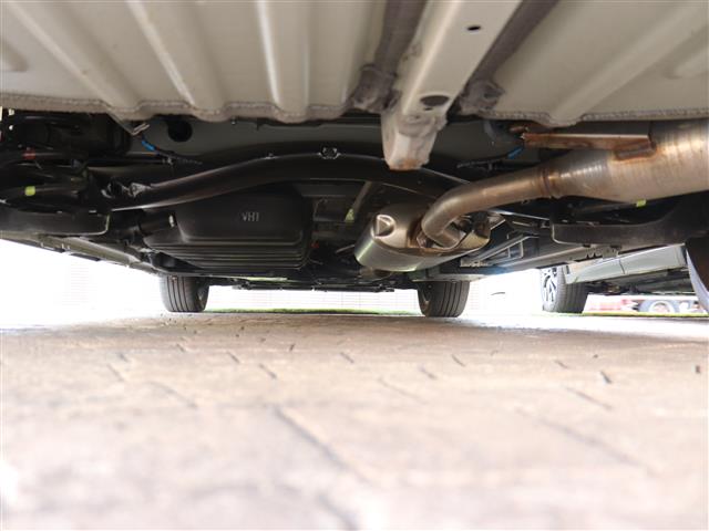 トヨタ ヴォクシー １．８ ハイブリッド Ｓ－Ｚ R5年 (関東) 99