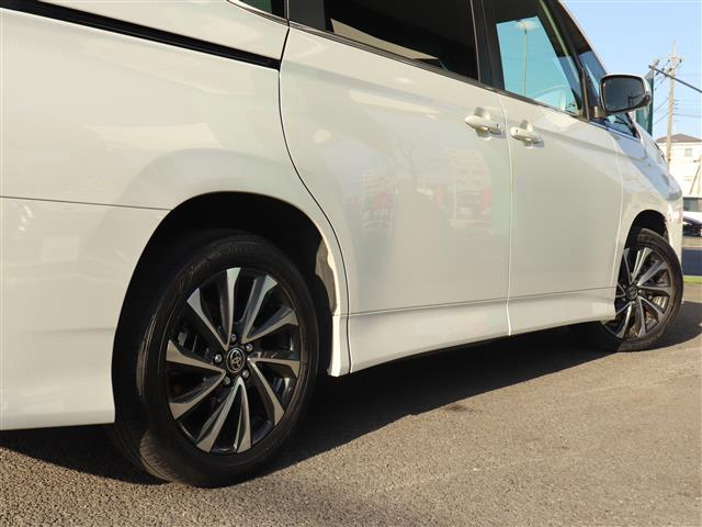 トヨタ ヴォクシー １．８ ハイブリッド Ｓ－Ｚ R5年 (関東) 99