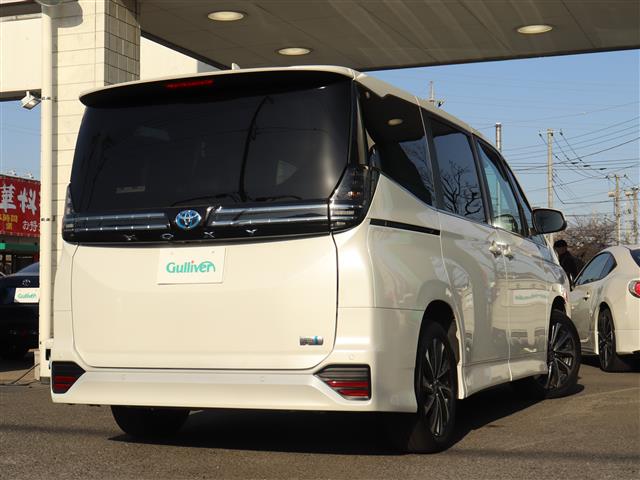 トヨタ ヴォクシー １．８ ハイブリッド Ｓ－Ｚ R5年 (関東) 99