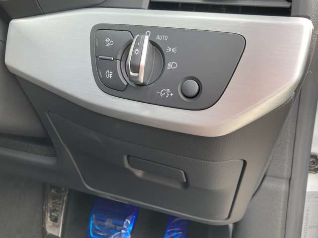 アウディ Ａ５　スポーツバック ２．０ ＴＦＳＩ クワトロ スポーツ Ｓラインパッケージ ４ＷＤ H30年 (東北) 99