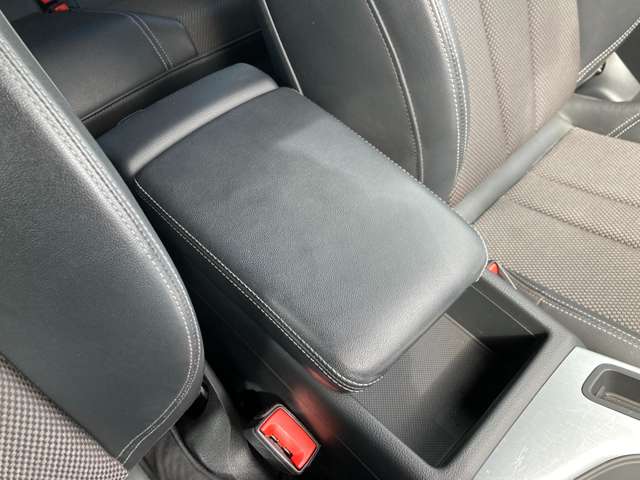 アウディ Ａ５　スポーツバック ２．０ ＴＦＳＩ クワトロ スポーツ Ｓラインパッケージ ４ＷＤ H30年 (東北) 99