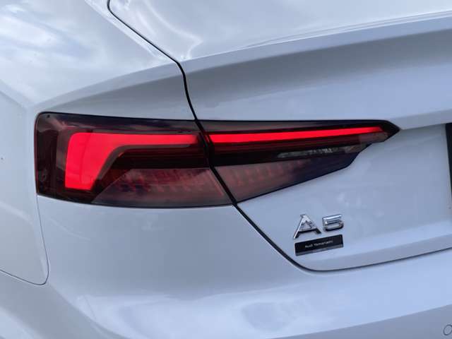 アウディ Ａ５　スポーツバック ２．０ ＴＦＳＩ クワトロ スポーツ Ｓラインパッケージ ４ＷＤ H30年 (東北) 99