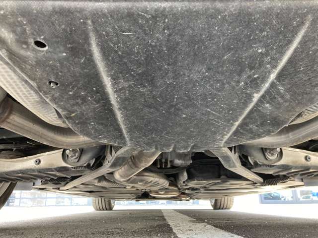 アウディ Ａ５　スポーツバック ２．０ ＴＦＳＩ クワトロ スポーツ Ｓラインパッケージ ４ＷＤ H30年 (東北) 99