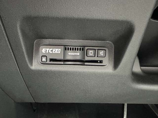 ホンダ Ｈｏｎｄａ　ｅ ベースモデル R2年 (東海) 99