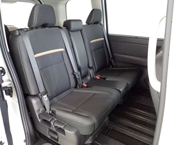 日産 セレナ １．４ Ｅ－ＰＯＷＥＲ ハイウェイスターＶ R5年 (関東) 99